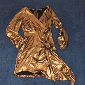 Metallic gold lulus dress